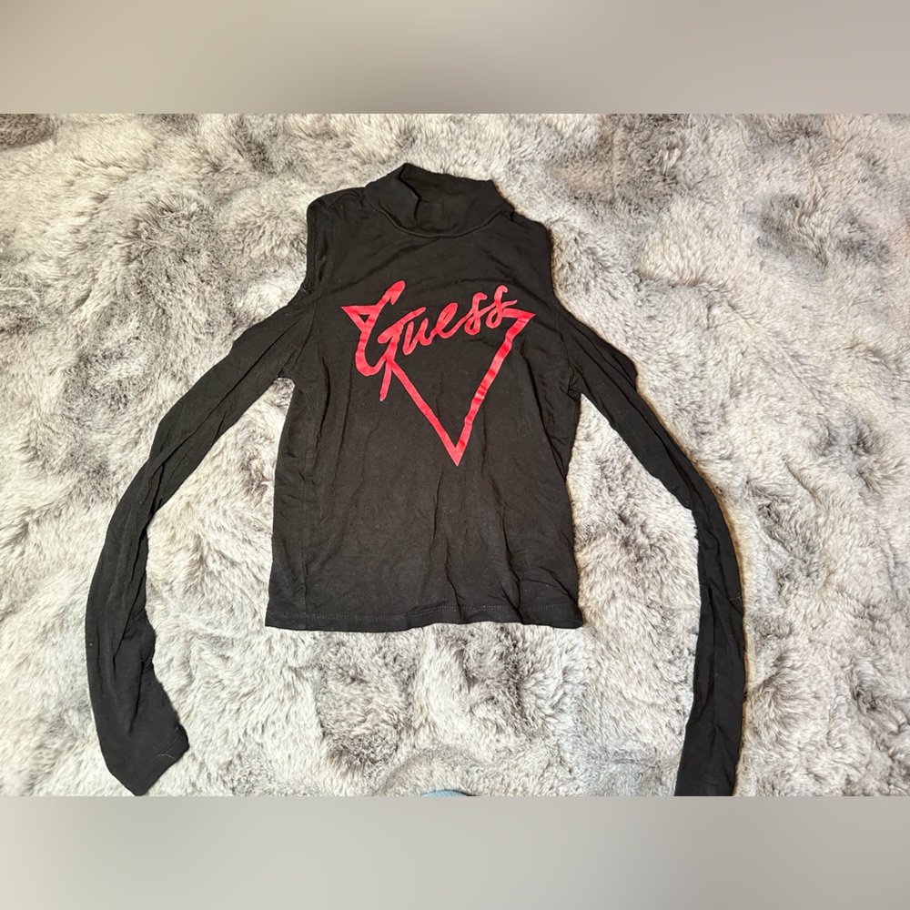 GUESS Cutout Top; size S